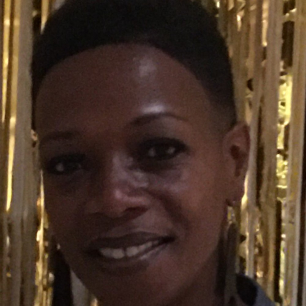 Meet your Posher, Alicia